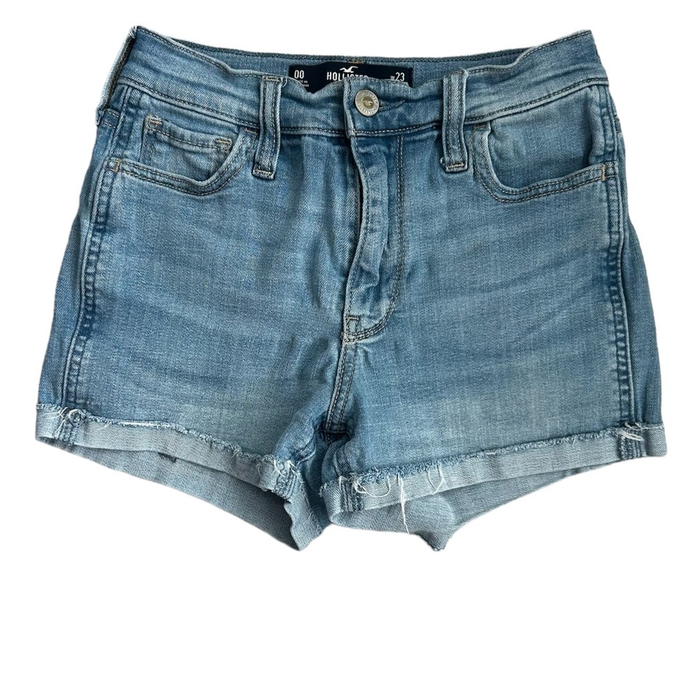 Hollister light was Jean shorts- high rise size 00